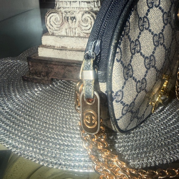 💯Gucci Blue and Beige Crossbody Bag with Gold Accents Rare - Picture 6 of 12
